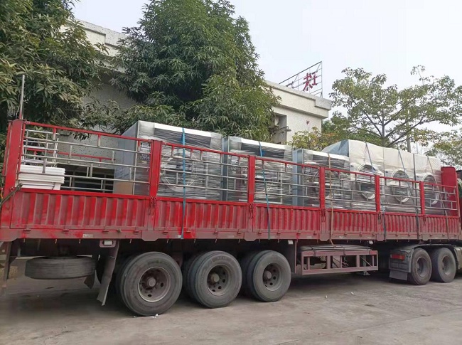 高效節(jié)能工業(yè)懸浮式洗衣機(jī)，滿(mǎn)足您的多重清洗需求